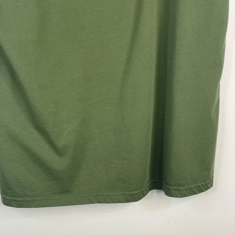 Madrid Designs Shirt Mens XLarge Green Embossed Compass Patch Detail‎ Pullover